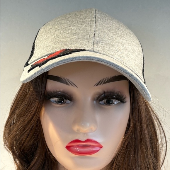 Canada Maple Leaf Grey Trucker Hat One Size Unisex - Picture 3 of 10